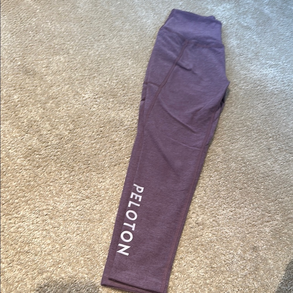 Peloton Alo Yoga Purple Leggings